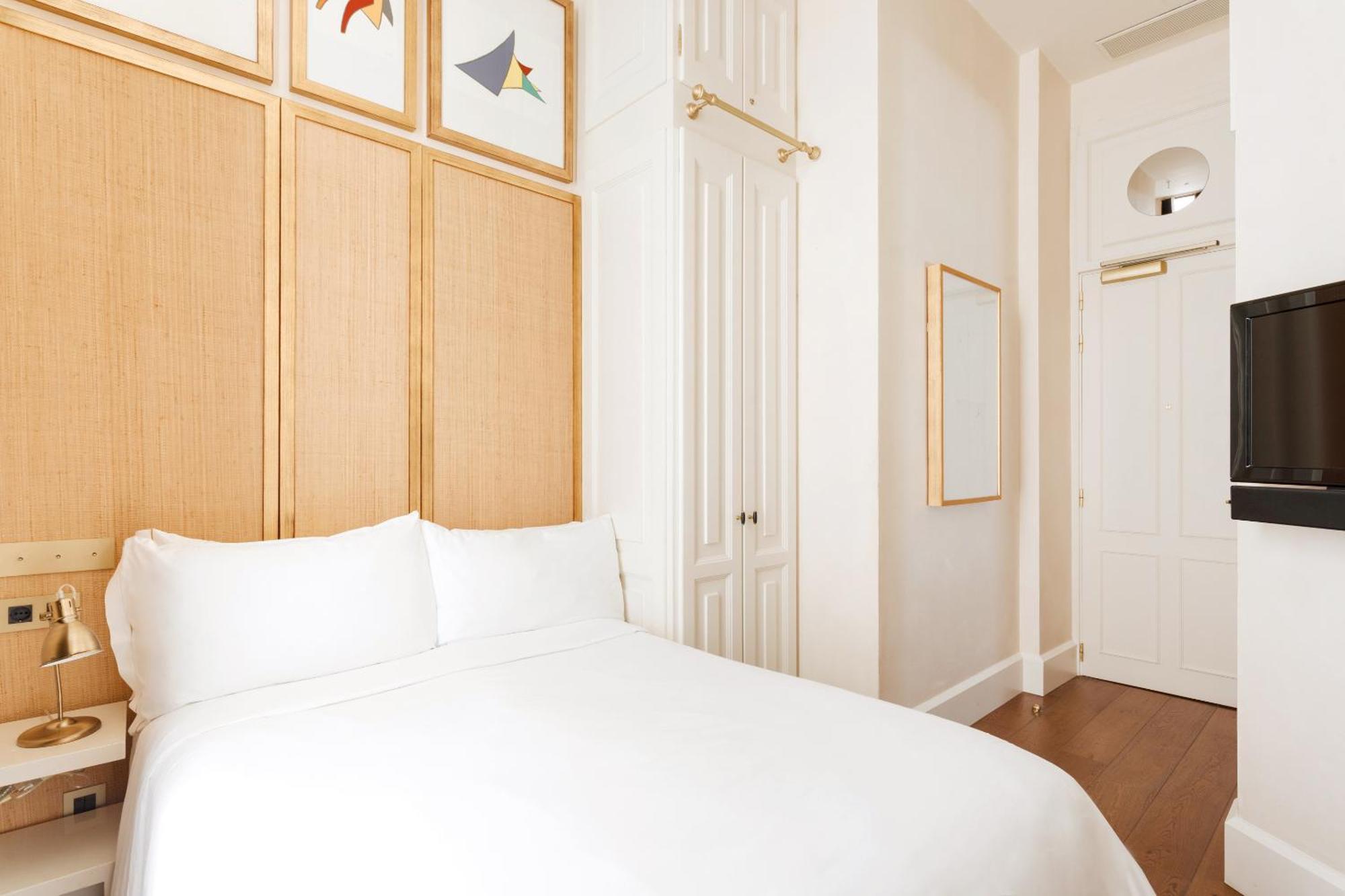 ברצלונה Do Placa Reial Powered By Sonder חדר תמונה A room at the Standard East Village